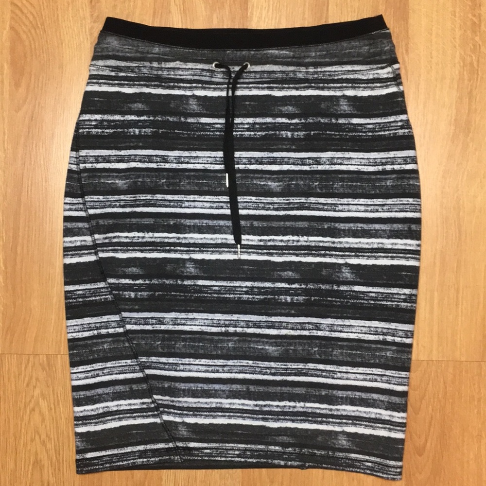 Philosophy Republic Stretchy Black Skirt Small
